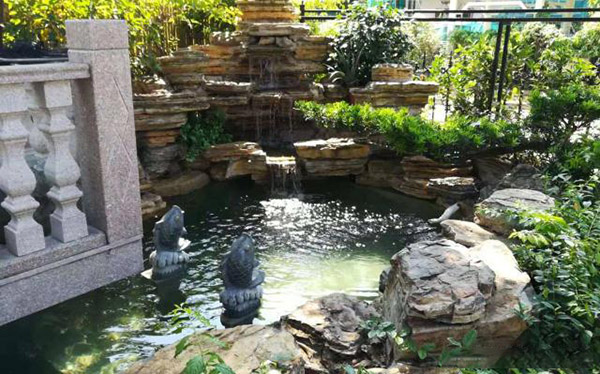 別墅花園設計里添加個魚池設計怎么樣？