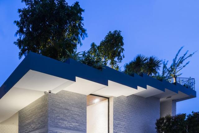 要想生活過得去，必須花園帶點(diǎn)綠，超豪華植物觀景大宅